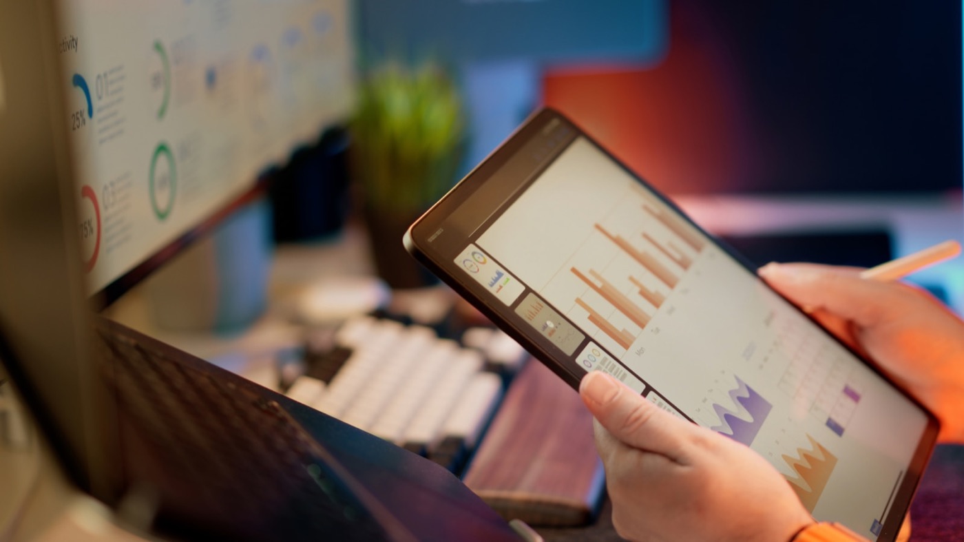 Why Most Restaurant Analytics Dashboards Get Ignored (And What Owners Should Track Instead)