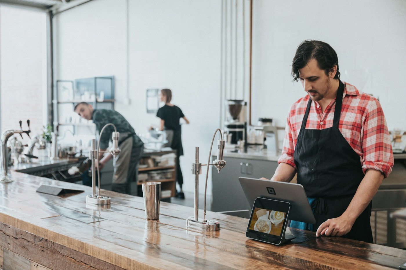 Who Really Owns Your Guest? The Data Restaurants Are Quietly Losing to Delivery Apps